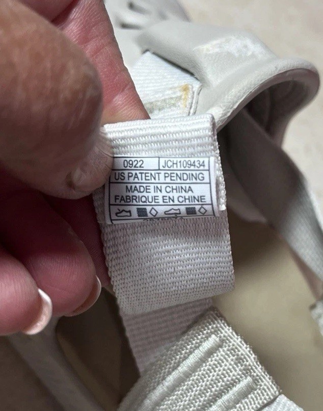Chaco Chillos Sandals Womens 7 Clog Shoe Dessert Sand Tan White BNWOB