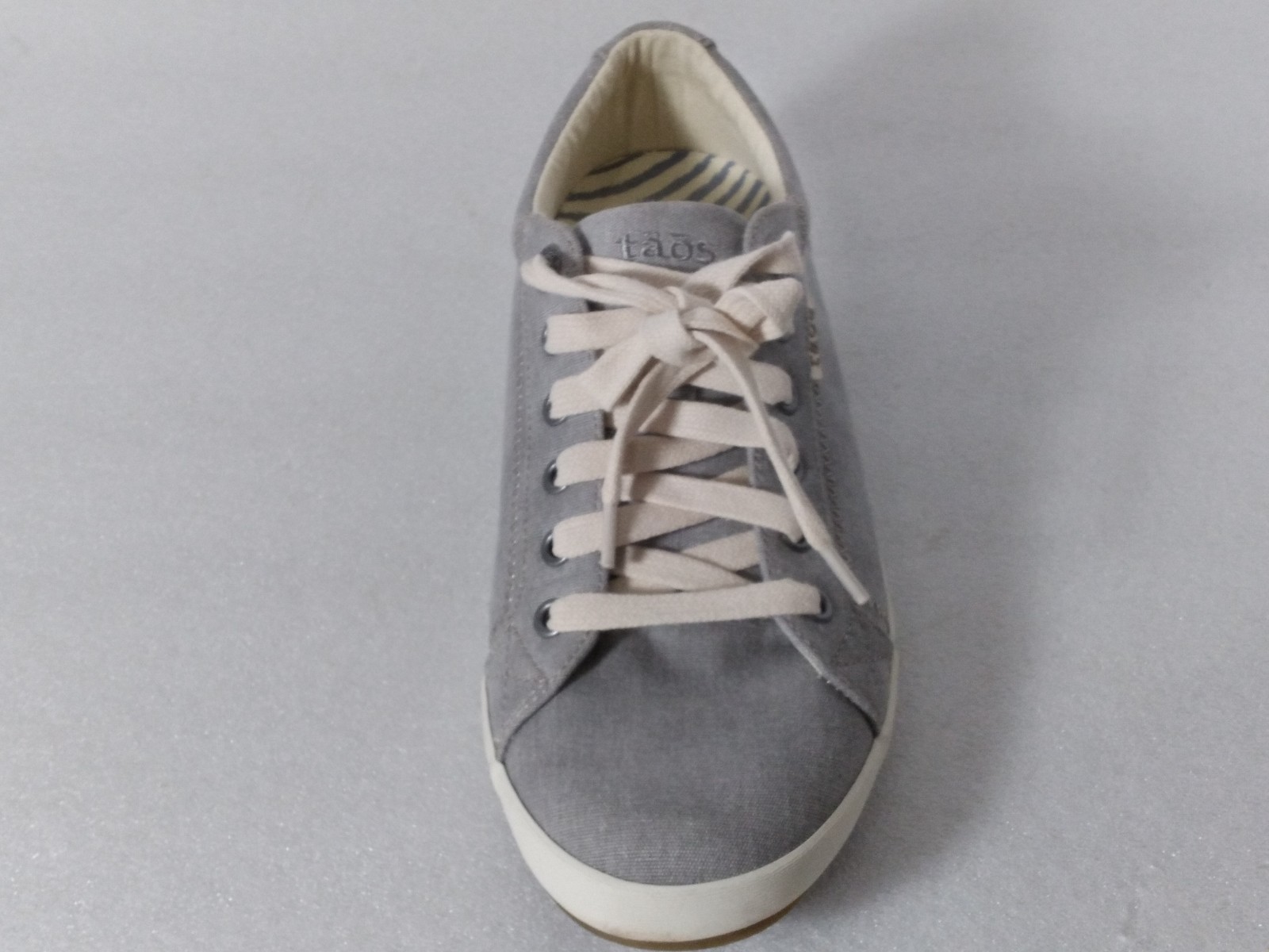 Taos Sneakers, STAR Women’s Size 9.5, Grey Wash Canvas, Lace up NEW WITHOUT BOX