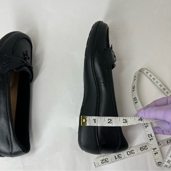 Clarks Women’s Cora Haley Mixed-Texture Tie-Top Loafers Black Leather Size 7.5M