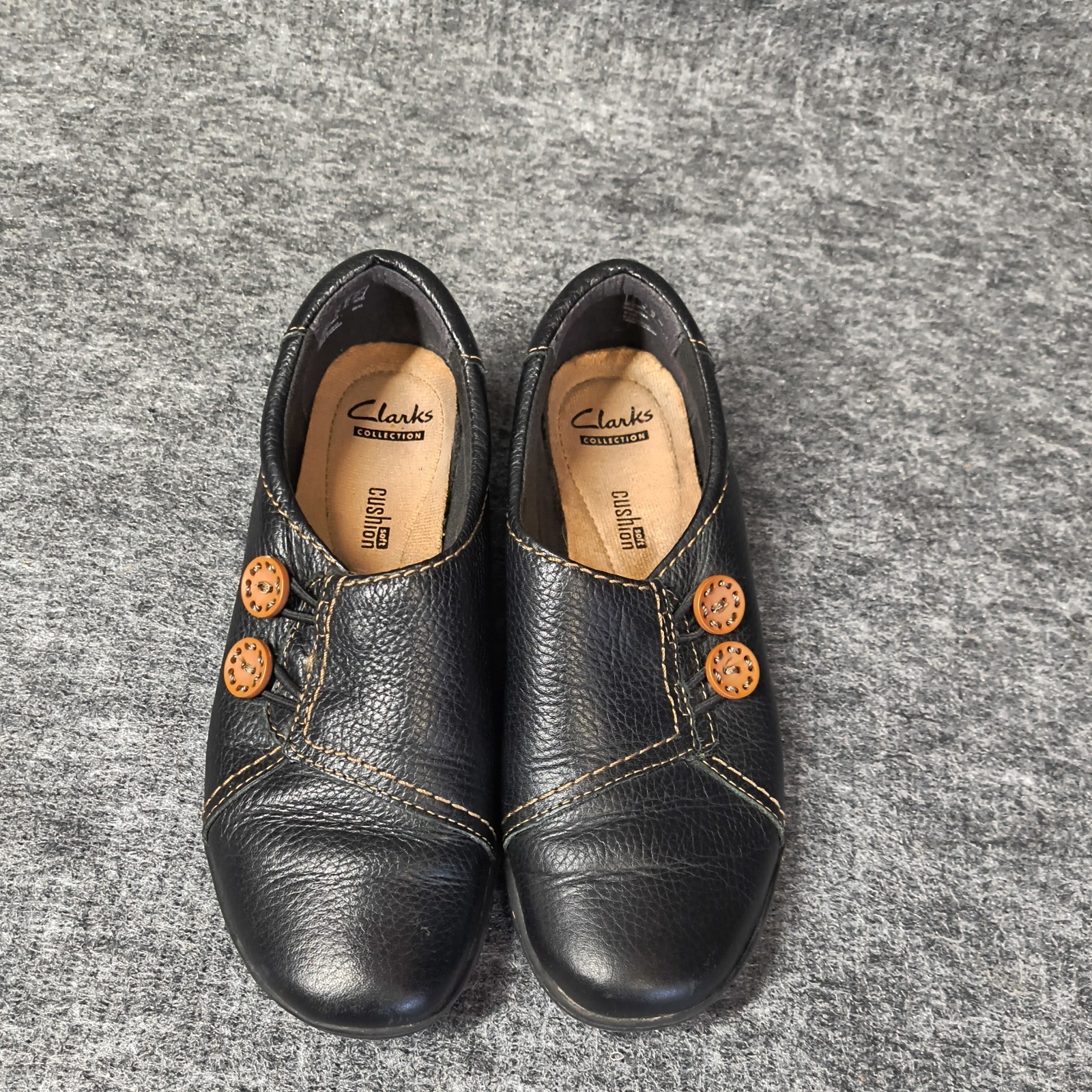 Clarks Collection Women Black Leather Button Slip On Shoes Comfort Size 5