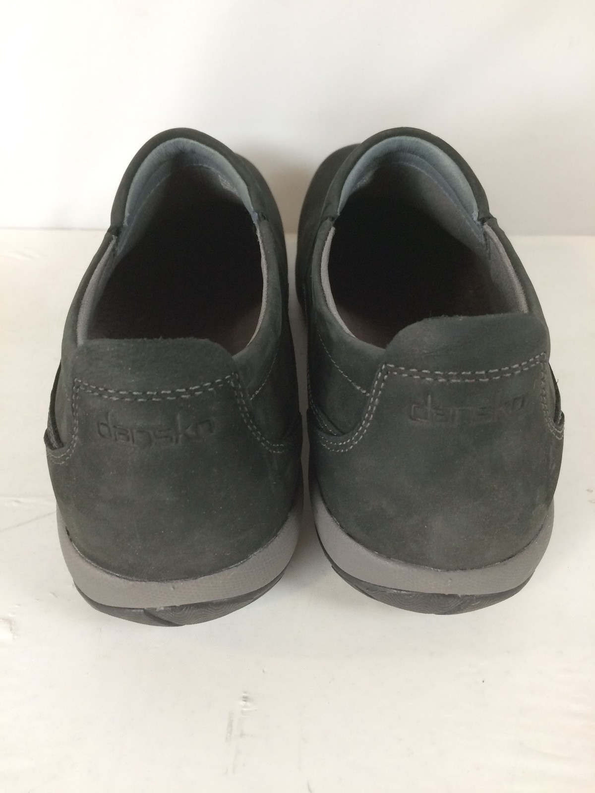 Good Dansko Patti Women’s Casual Shoes, Black Milled Nubuck, W42