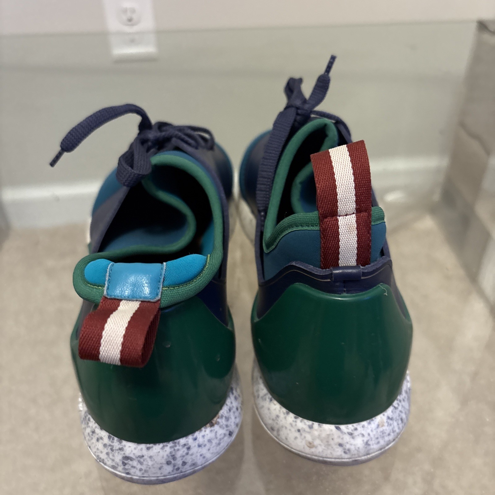 BALLY AVELLE Neoprene Runner Azure Turquoise Navy Lace Up Low US 10.5 Stylish