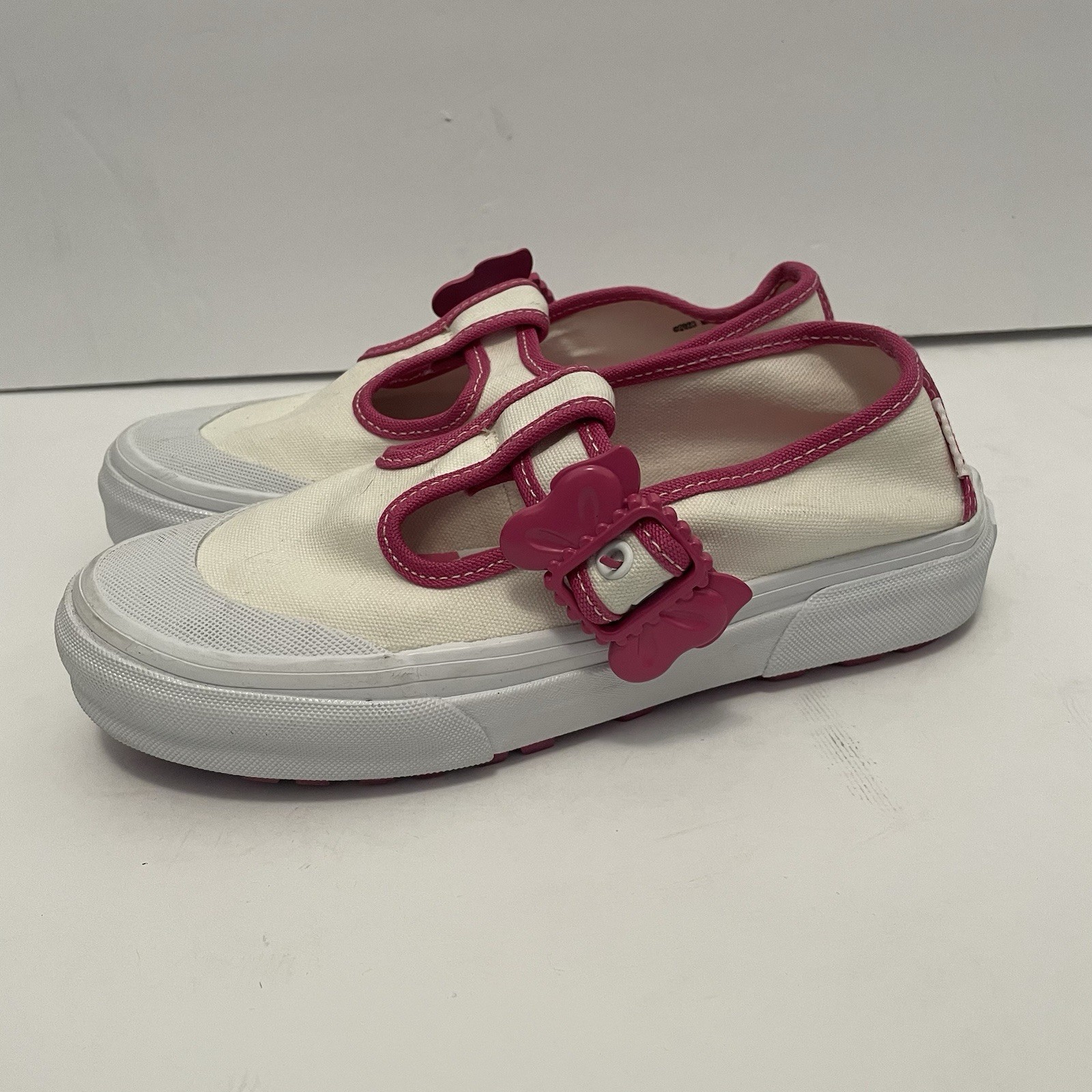 Vans x Barbie™ Style 93 DX Mary Jane Skate Shoe – White Womens 6