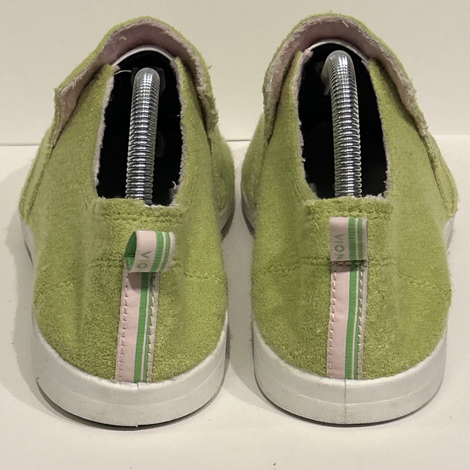 Vionic Beach Malibu Lime Green Terry Cloth Slip On Sneaker Vegan Women’s 10