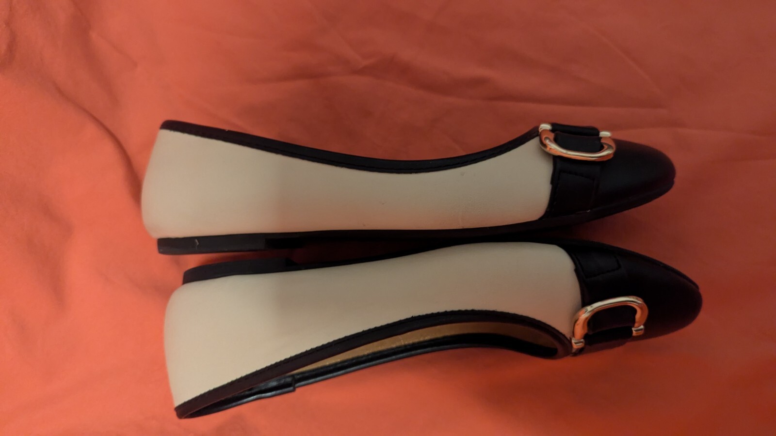 White Mt. Women’s Slip On Beige/Black Faux Leather Cap Toe Shoes US Size 7.5M
