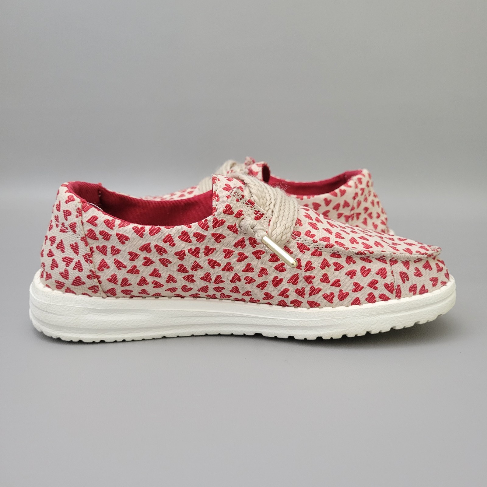 Hey Dude Wendy Women’s Love Cushioned Comfort Shoes Size 5 Red Tan Slip On