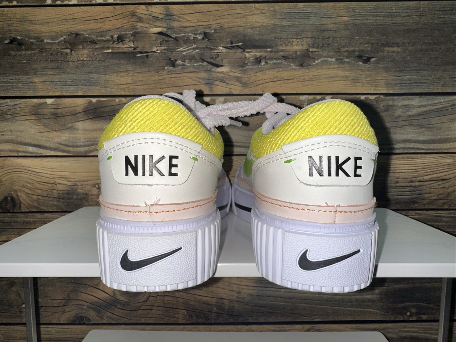 Nike Court Legacy Lift FD0872-100 Sneakers Womens 8 White Lifestyle Shoes No Box