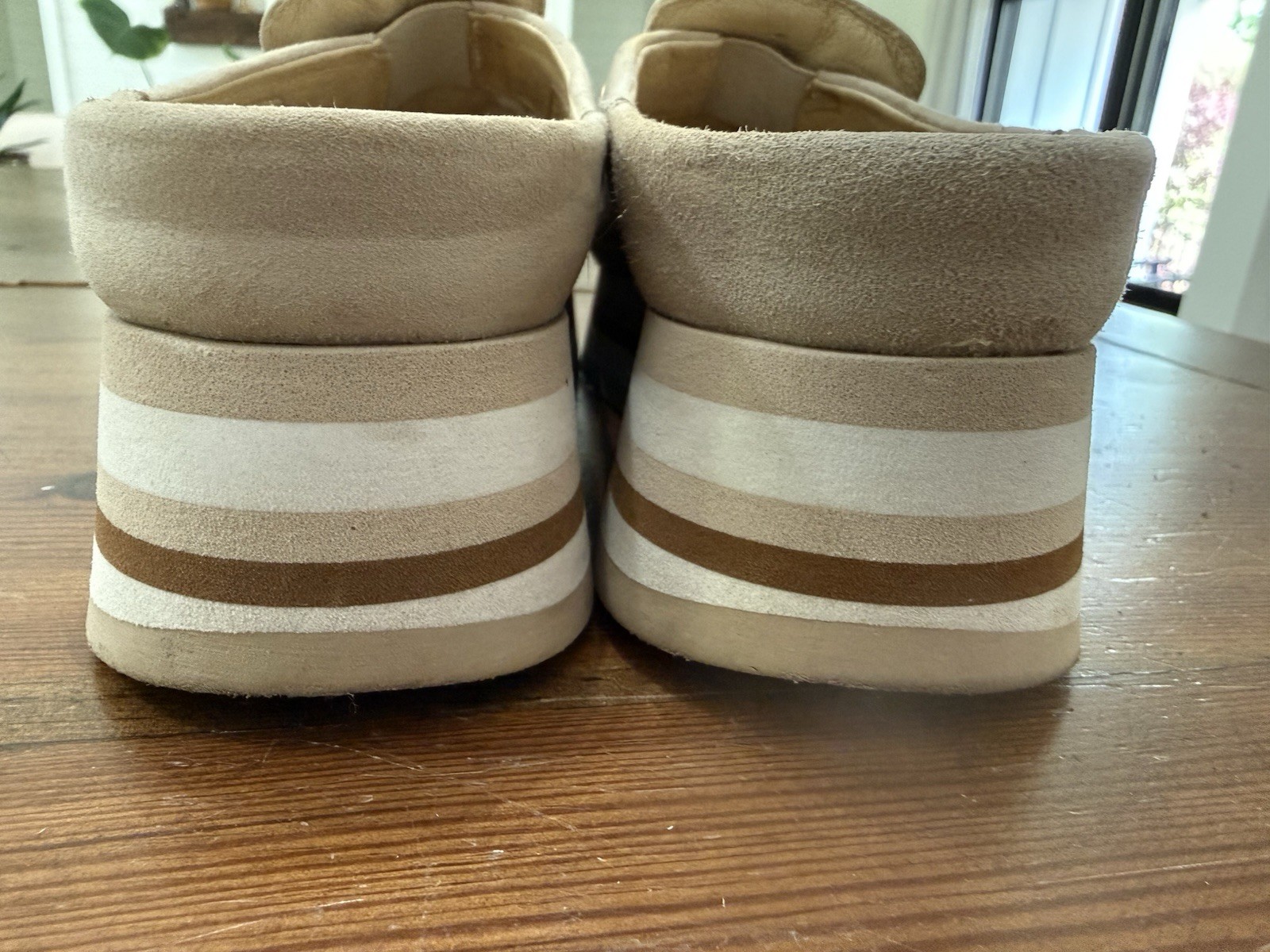 softwaves 37 1/2 -7 1/2 Carlisa Leather Platform Mules