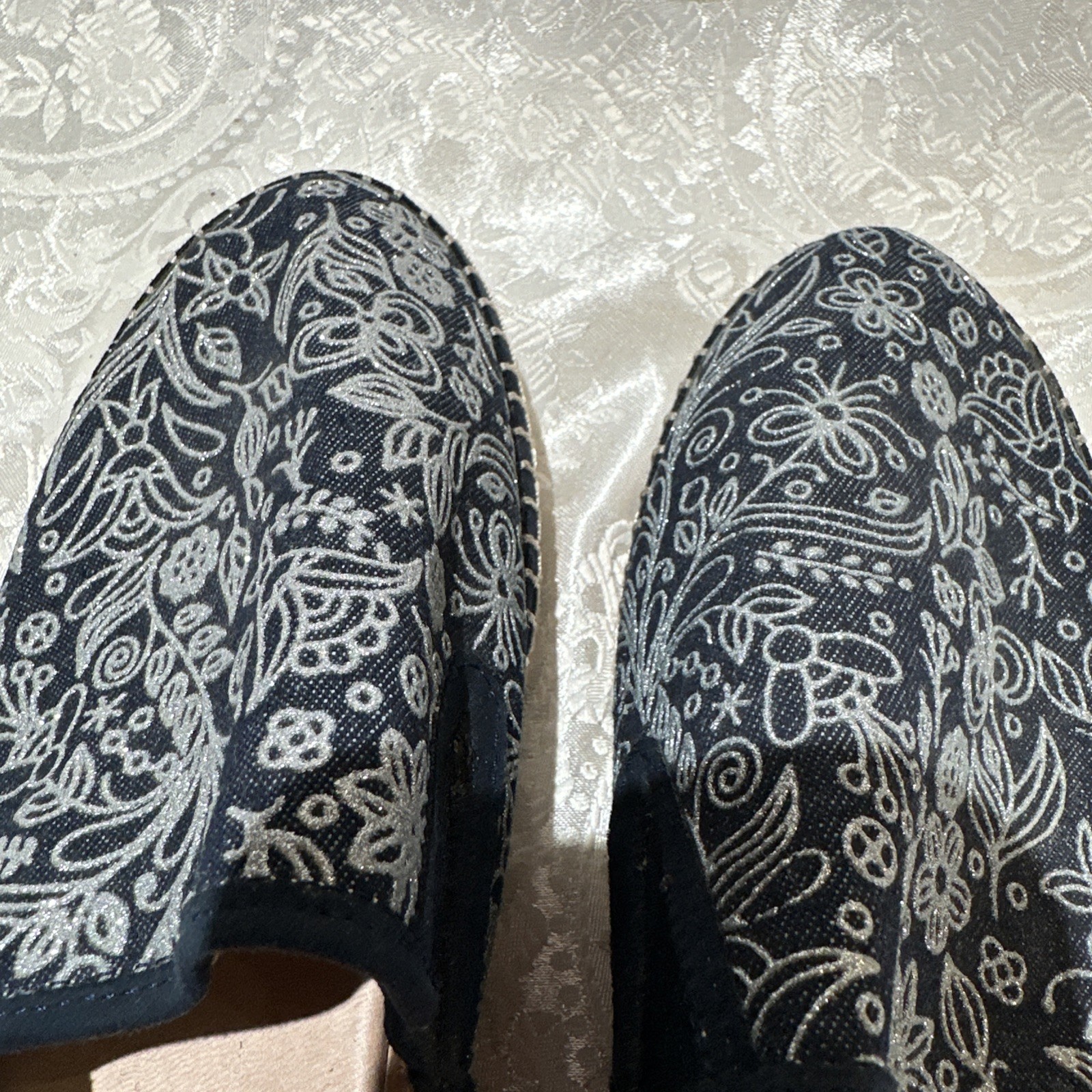 A.M Slip On Sneakers Made In Mexico Size 8