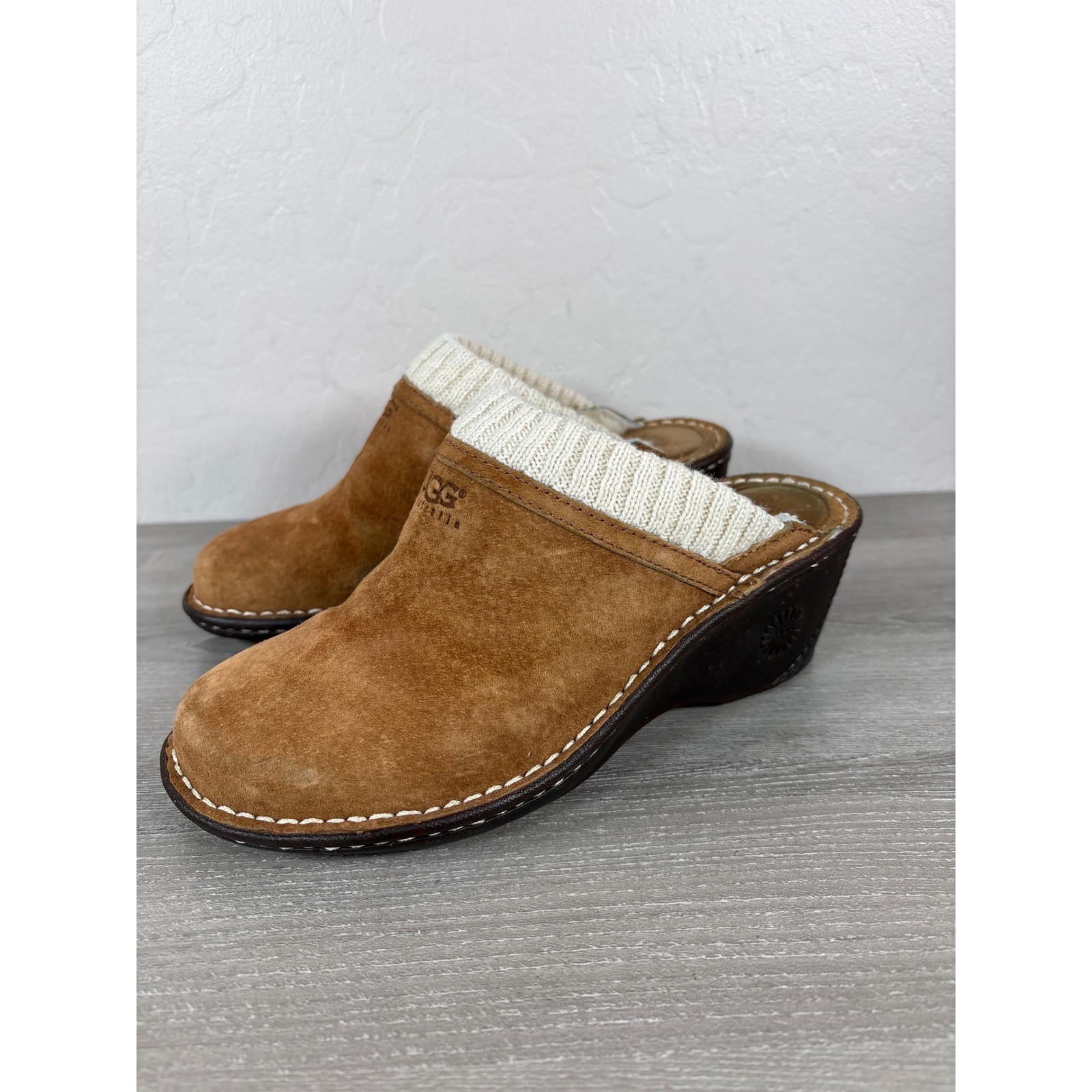 UGG Australia 1934 Chestnut Suede Knit Collar Shearling Wedge Clog Mules Wmns 7
