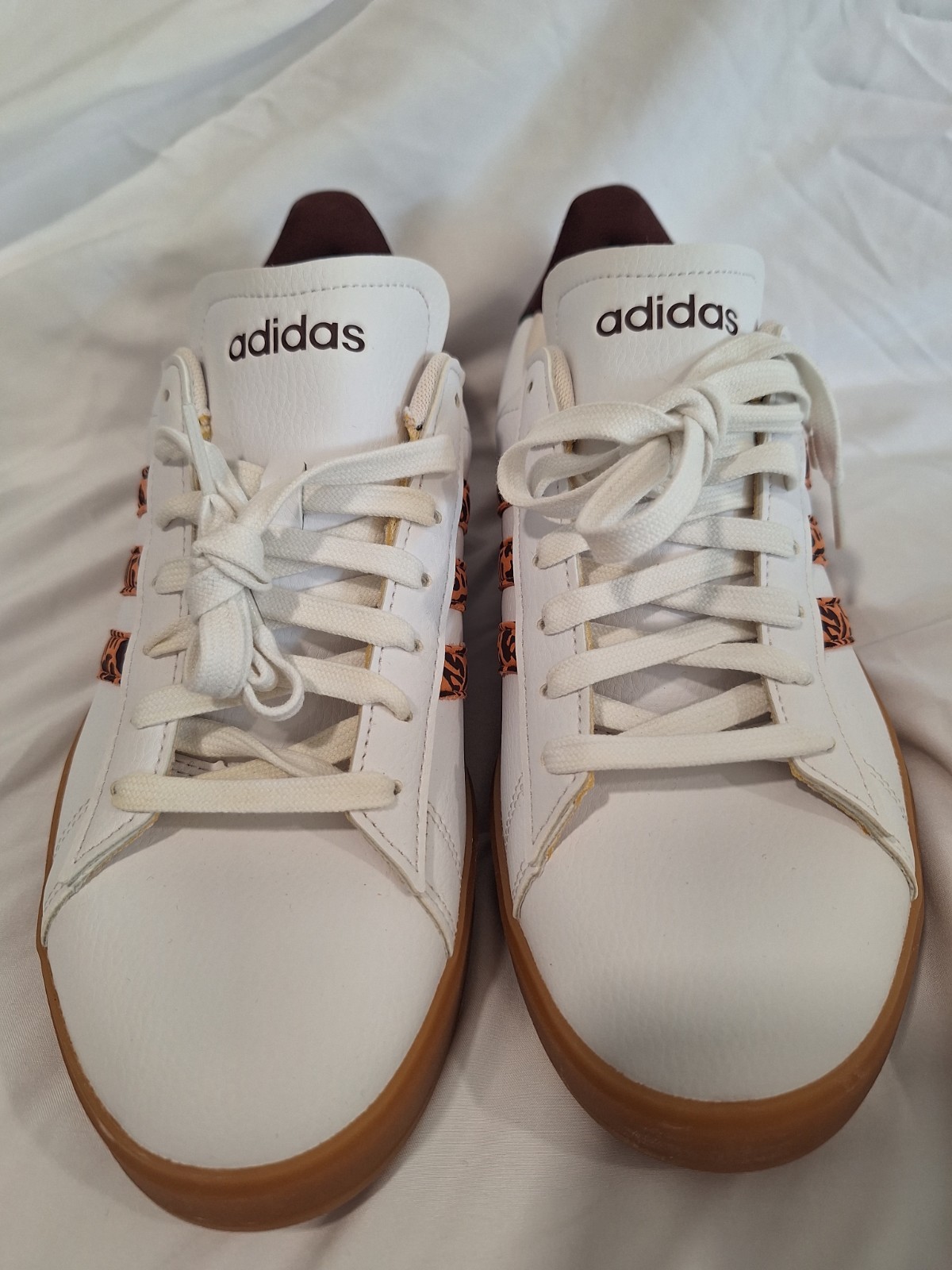 Adidas Grand Court Leopard Print Womens US Size 8 New With W/O tags Damaged Box