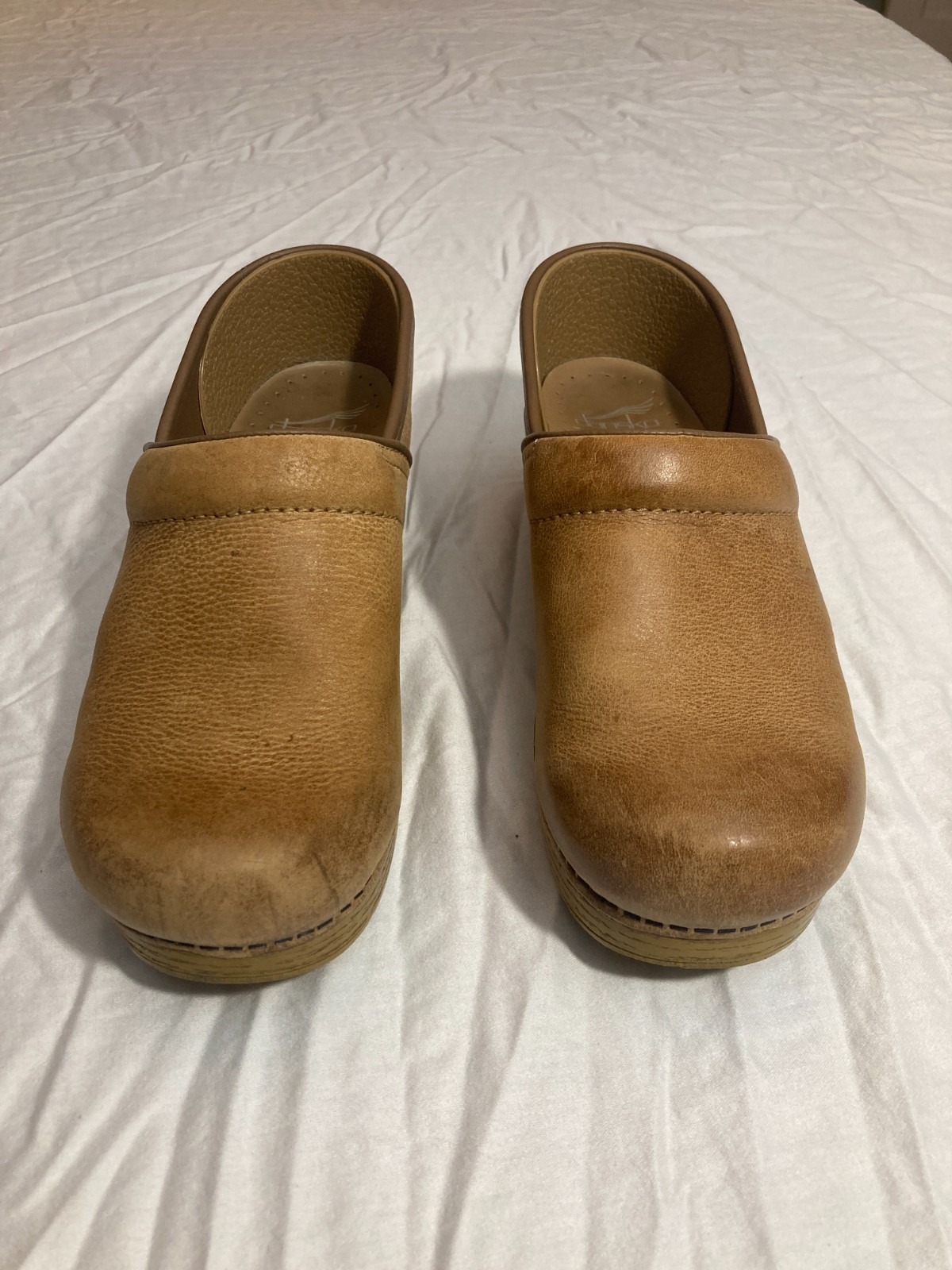Dansko Honey Tan Leather Clogs Nonslip Professional Nurse US 7.5 – 8 EU 38