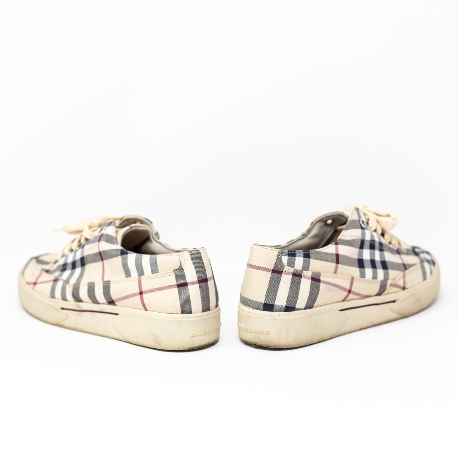 Burberry Women’s Nova Check Print Pattern Canvas Low Top Lace Up Sneakers Shoes