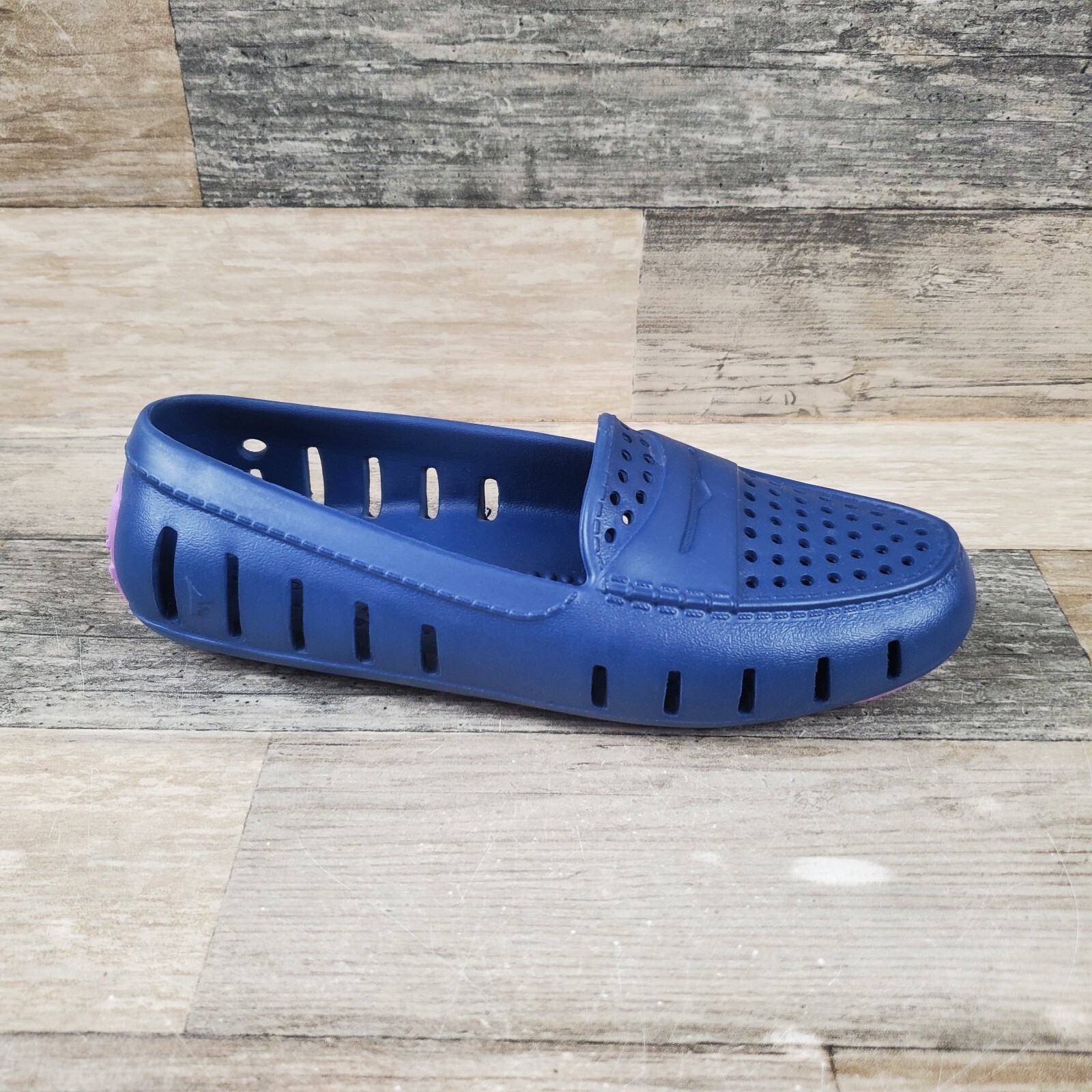 Floafers Posh Driver Womens Loafers Sz 5 Navy Peony Lavender Slip-On Water Shoes