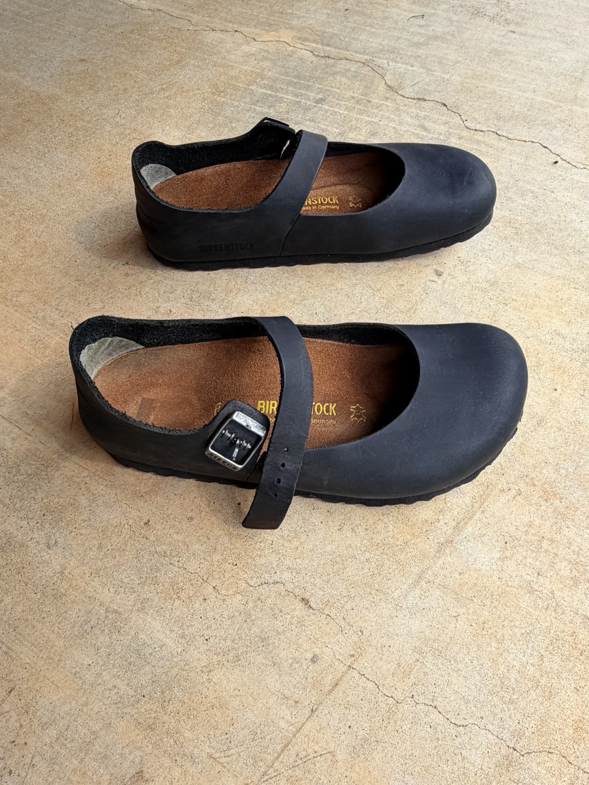 Birkenstock 39 Montova Black 100% Leather