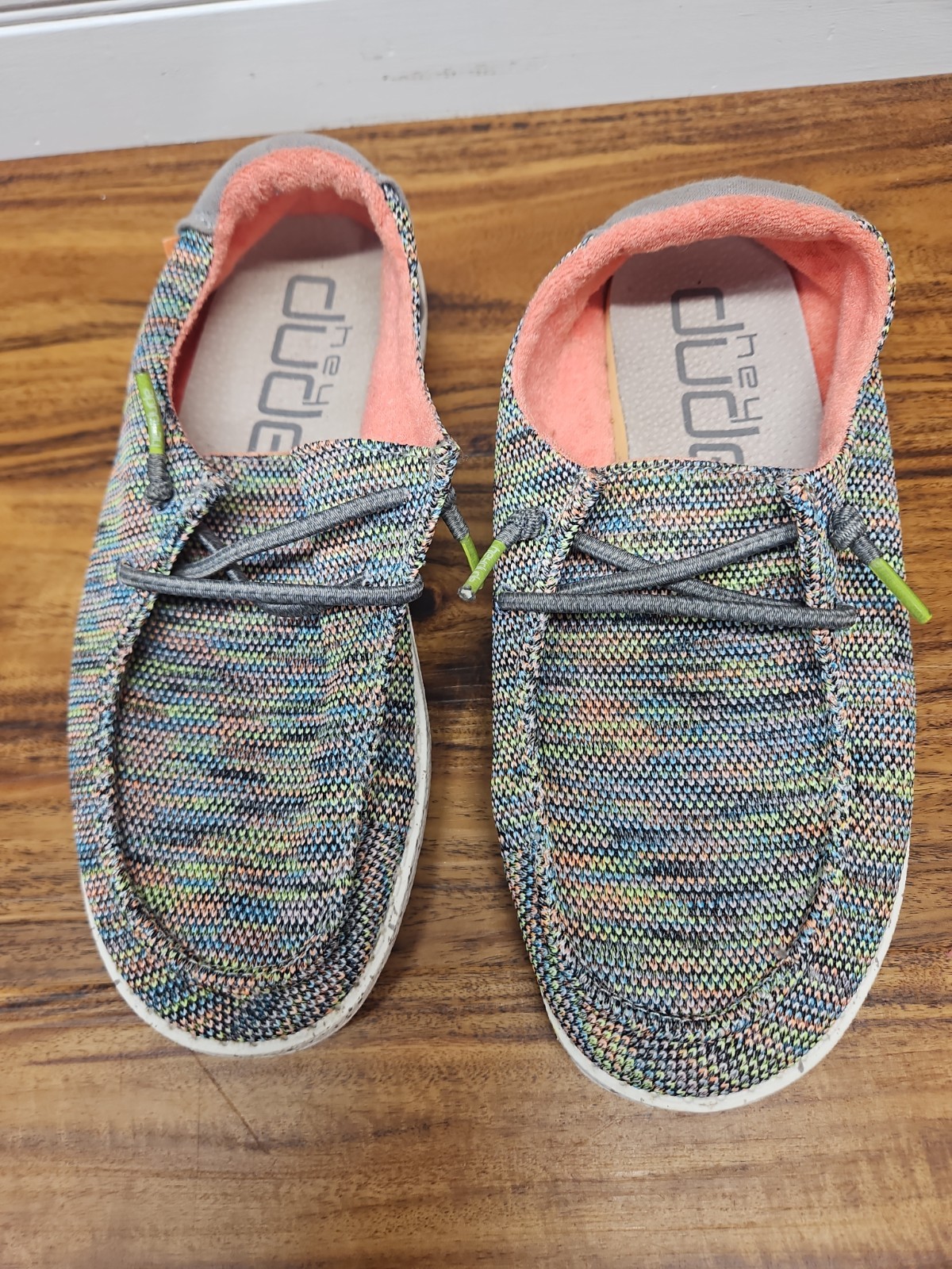 Hey Dude Wendy Sox Women’s Size US 5 Slip On Shoes Peacock Pink Youth Girl