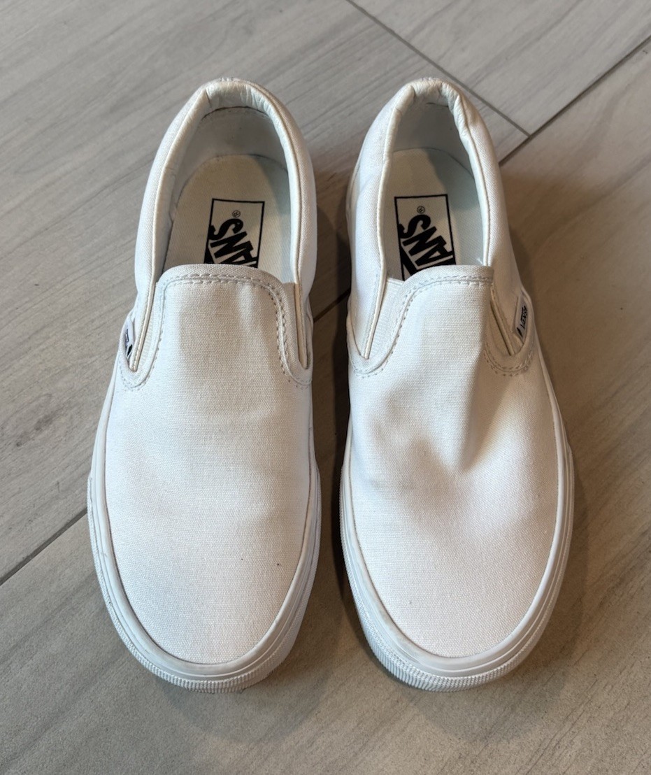 Vans Off The Wall Classic Slip On Sneakers White Low Top Unisex M/5 W/6.5