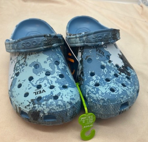 Crocs Adult Classic Camo Veil Poseidon Comfort Clogs Blue Ocean NWT – M5/W7