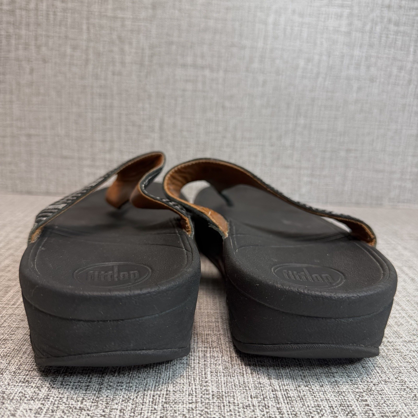 FitFlop Sandals Women’s Size 10 Black Strobe Luxe Flip Flop Thong Rhinestones