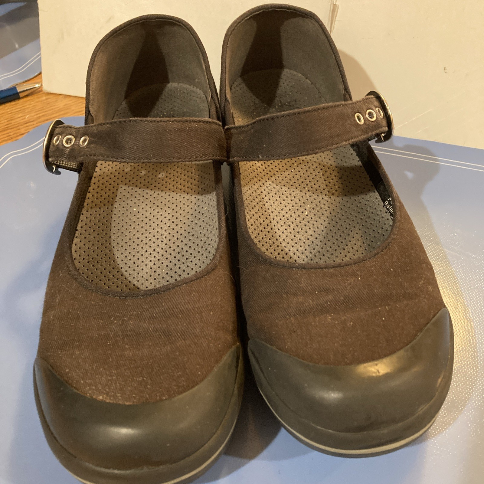 Dansko Mary Jane Valerie Womens Black &Brown Canvas Buckle Shoes Size EU 38