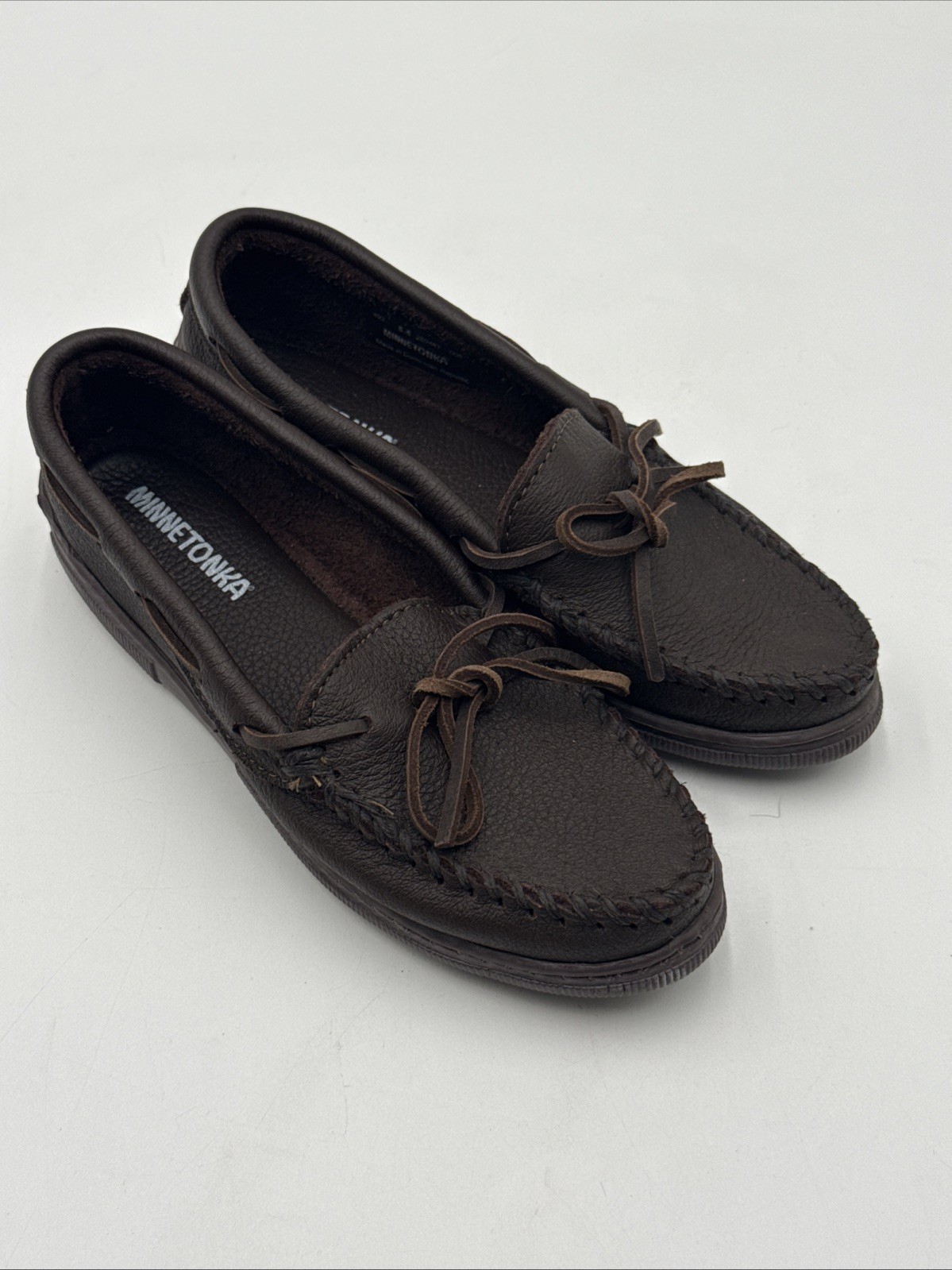 Minnetonka Brown Espresso Hardsole Moccasins 492 Size 8.5 – EUC