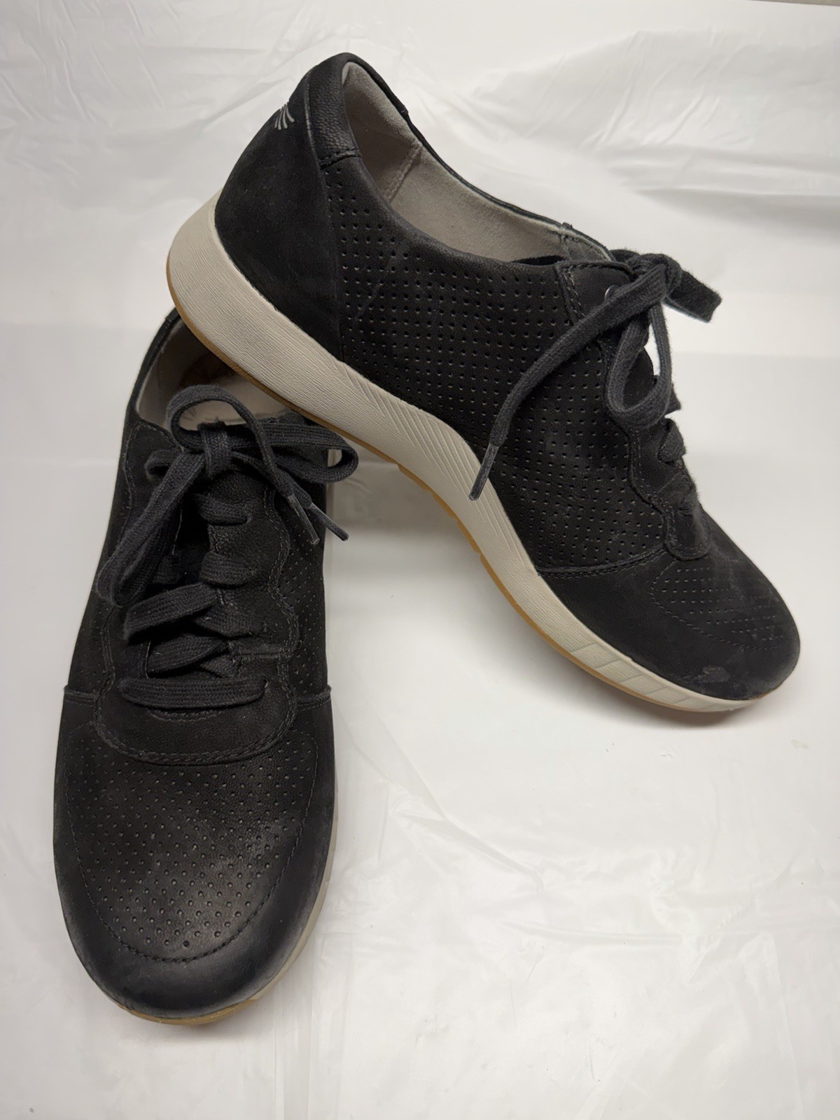 Dansko Women’s Black Suede Leather Sneakers Lace Up Size 41 or 10.5/11