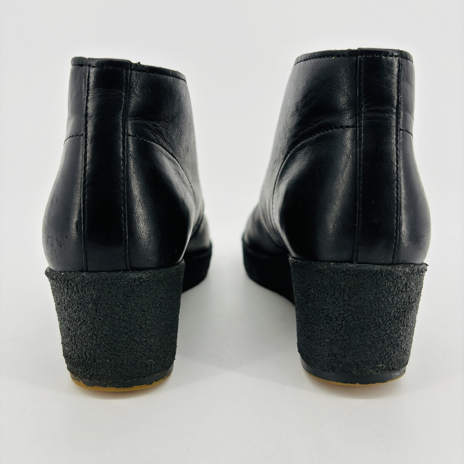 Women’s 7.5 M Clarks Originals Athie Terra Wedge Desert Boots Black Leather