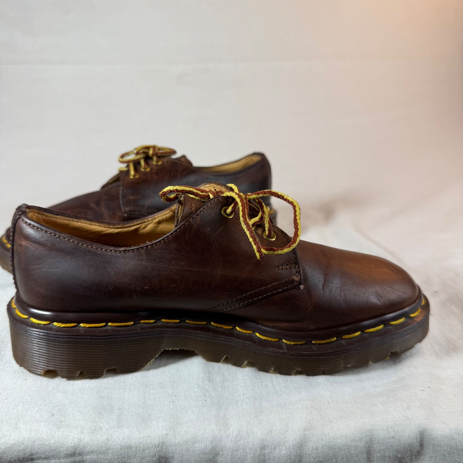 DR. MARTENS RARE VINTAGE MADE IN ENGLAND OXFORDS 1461 WOMENS UK SIZE 2 US 4 1G
