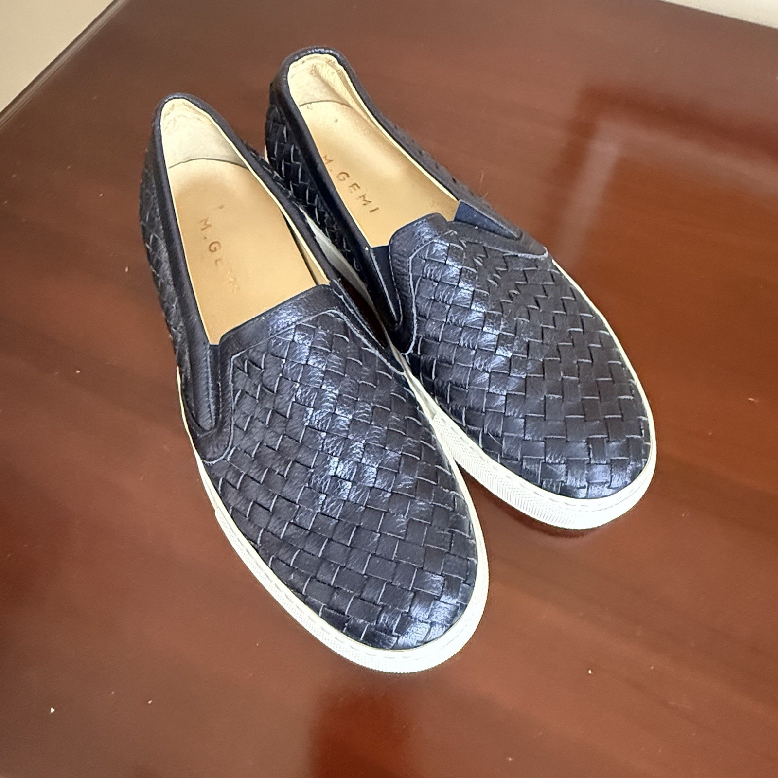 M. GEMI Cerchio Woven Leather Sneakers Shoes Womens Sz 39.5 Metallic Blue