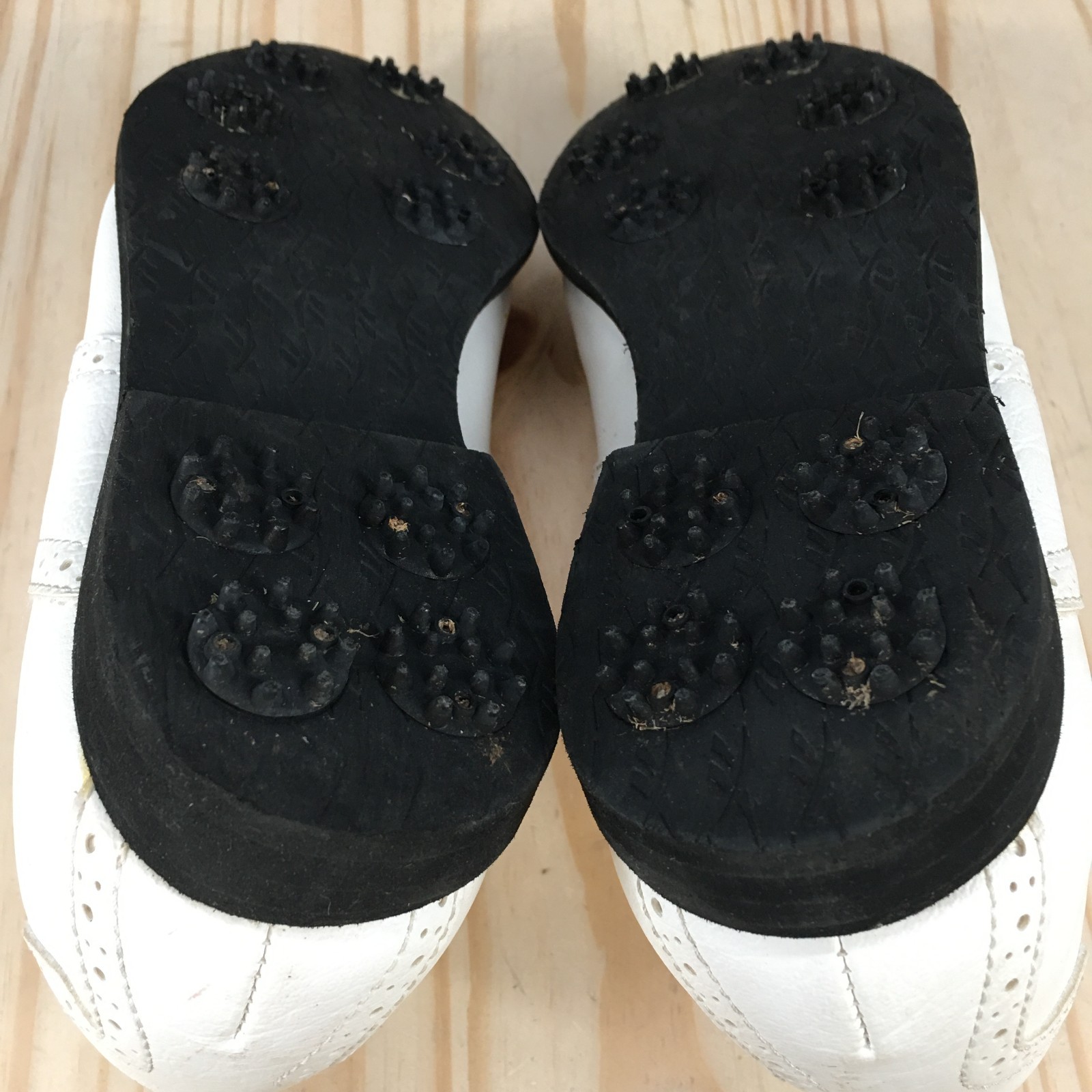 Reebok Golf Shoes Womens 8.5 Classic Lace Up Brogues Oxford Cleats White Leather