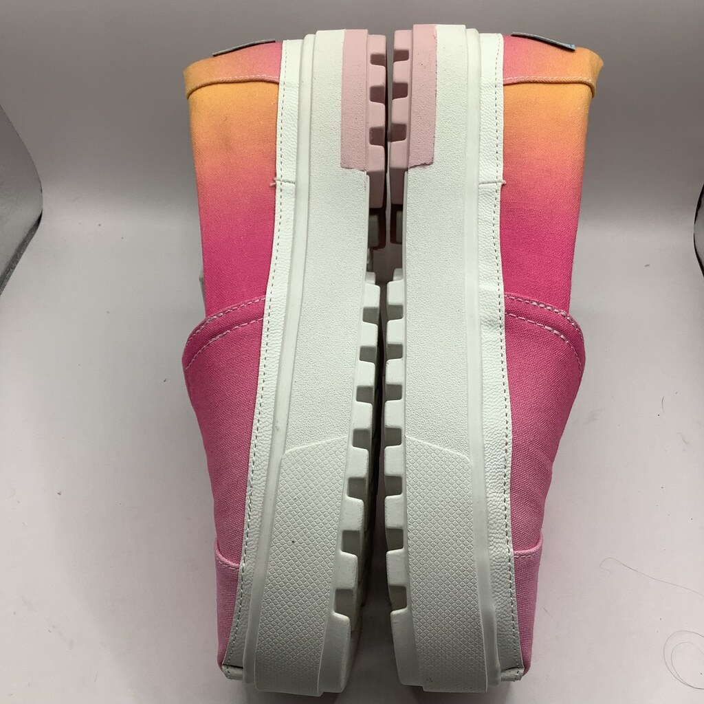 Women’s TOMS Slip On Sneakers, Size 7.5, Pink Ombre