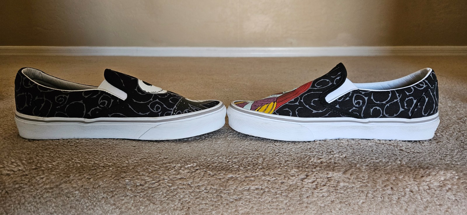 VANS Nightmare Before Christmas Women’s Size 7.5, Jack & Sally Slip-On Shoes