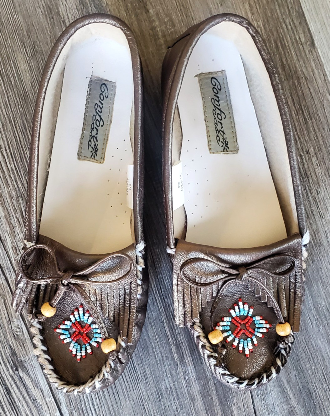 VTG Comfort Case Brown Leather Beaded Moccasin Shoes Womens 9 Southwestern