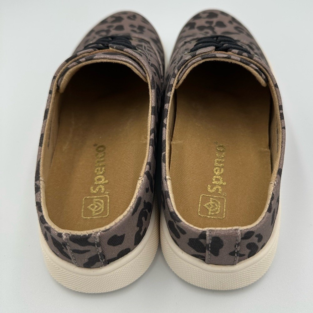 Spenco Leopard Print Canvas Sneakers Women’s Size 5B New in Box Comfort Shoe
