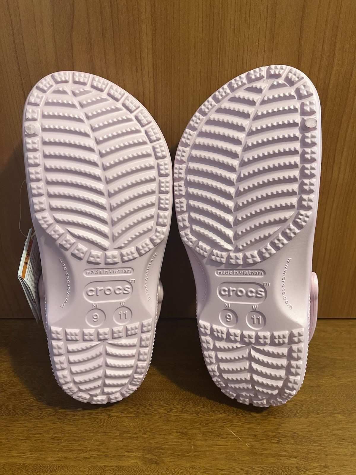 Crocs Classic Clog Light Pink Size M9 W11 10001-6GD Comfort Slip-On Shoes
