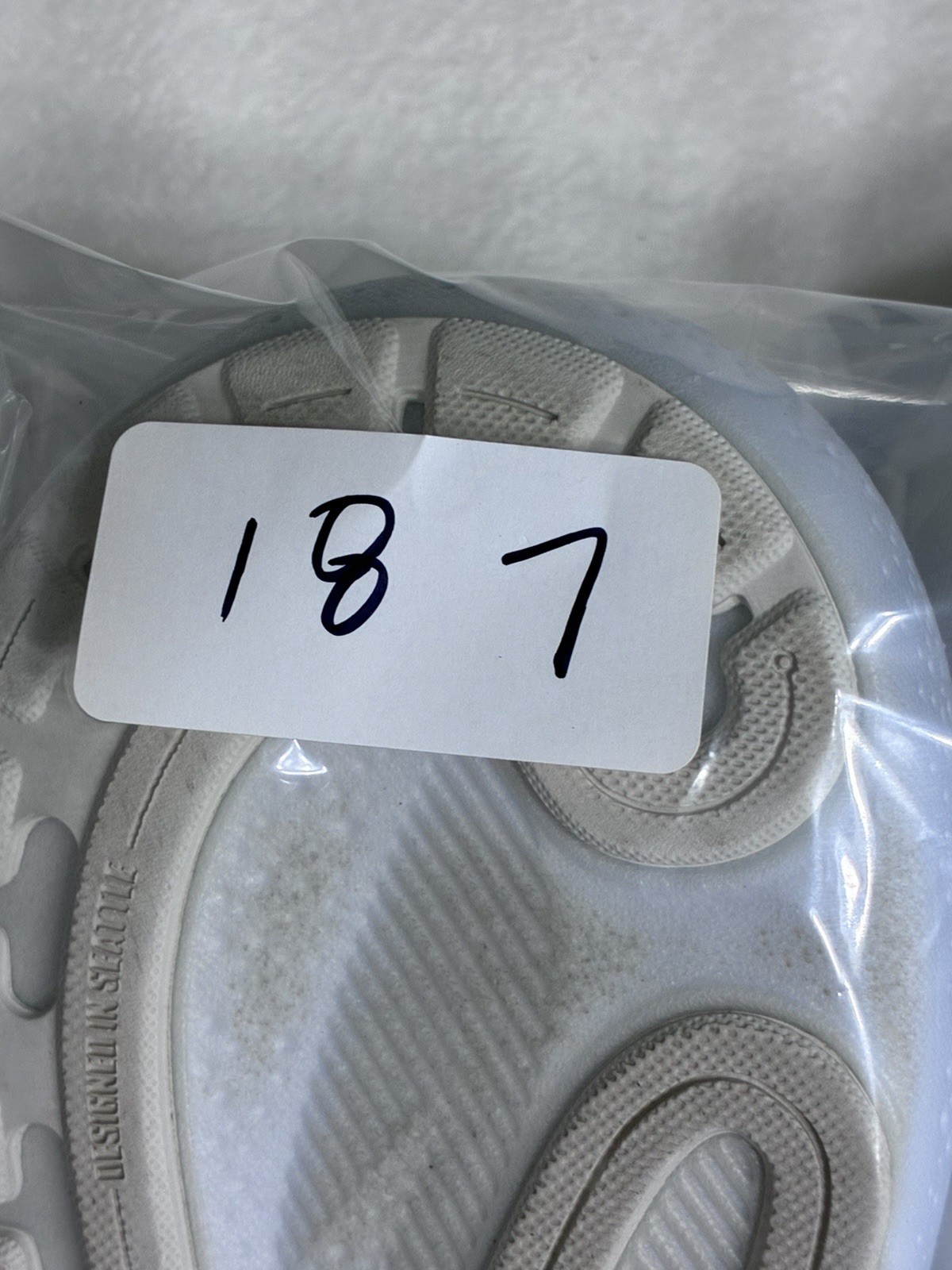Brooks Adrenaline GTS 24 Women 9.5 White Mesh Running Athletic Sneakers