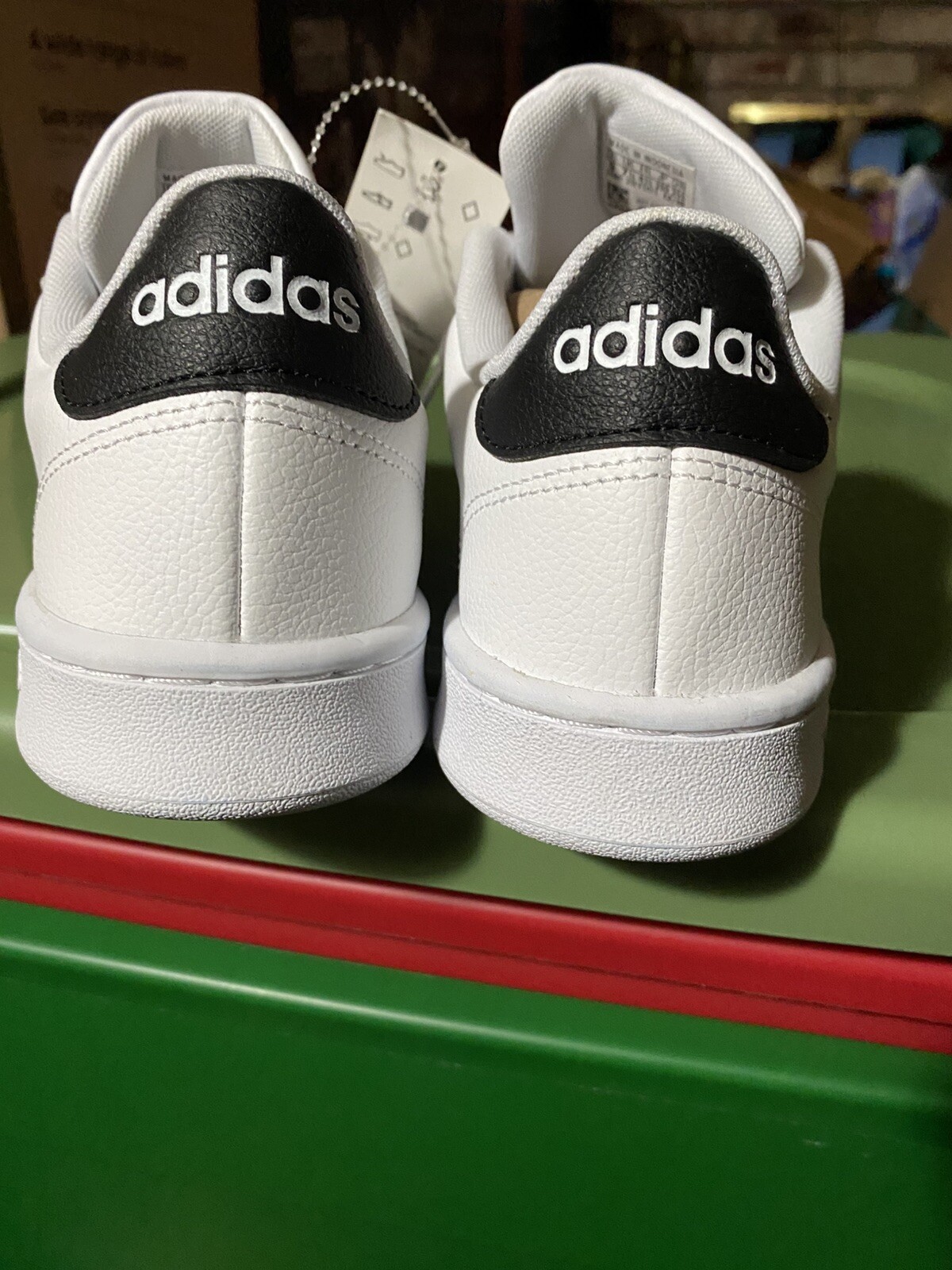 adidas Women’s Grand Court Shoes Size 9