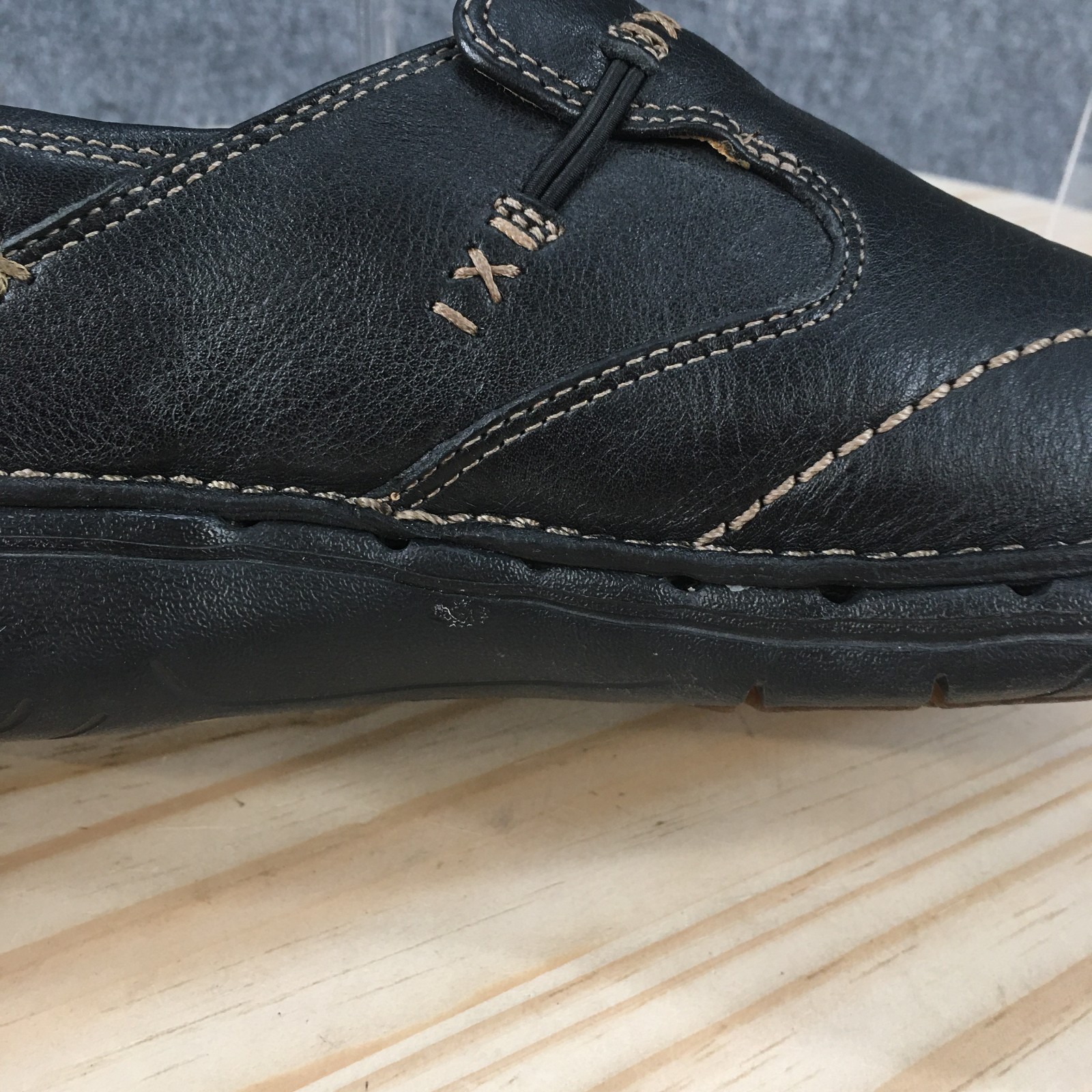 Unstructured Clarks Un Loop Loafer Shoes Womens 8.5 Wide Button Leather Black