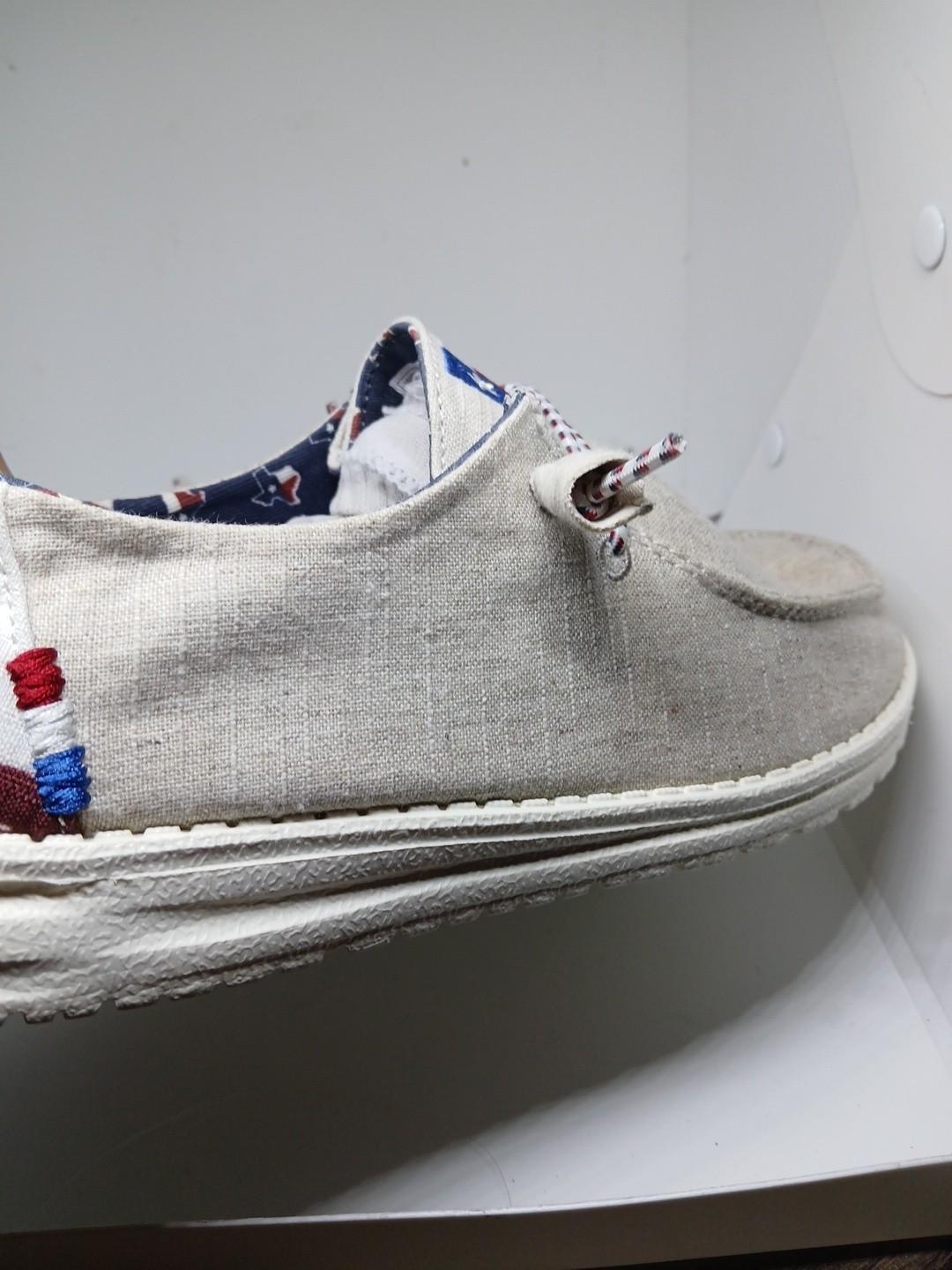 Hey Dude Wendy Texas Flag Texan Lone Star Size 8 Women’s Slip-On Off-White Shoes