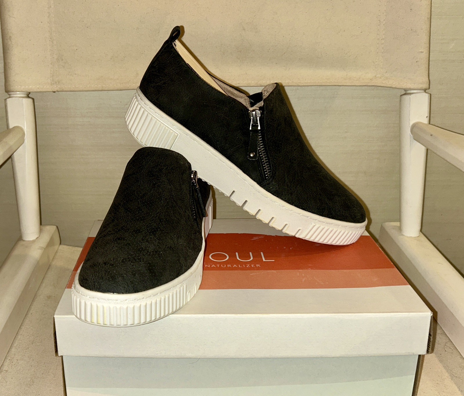 Soul Naturalizer “Turner” Slip-On Sneakers Black Canvas Women’s Size 9M NIB