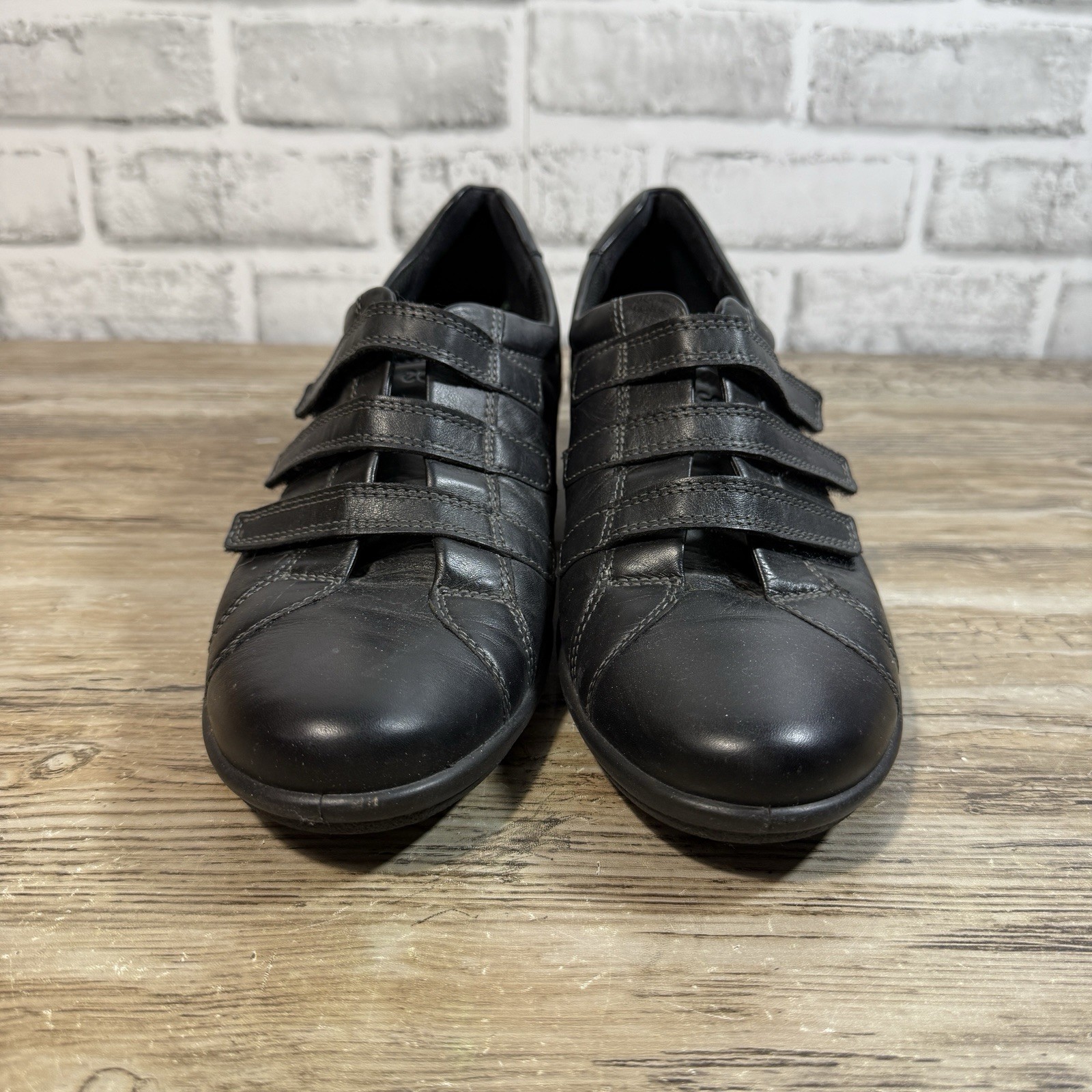 Ladies ECCO Corse 3 Strap Loafers 40 / 9 Black Leather Comfort Sneakers Shoes