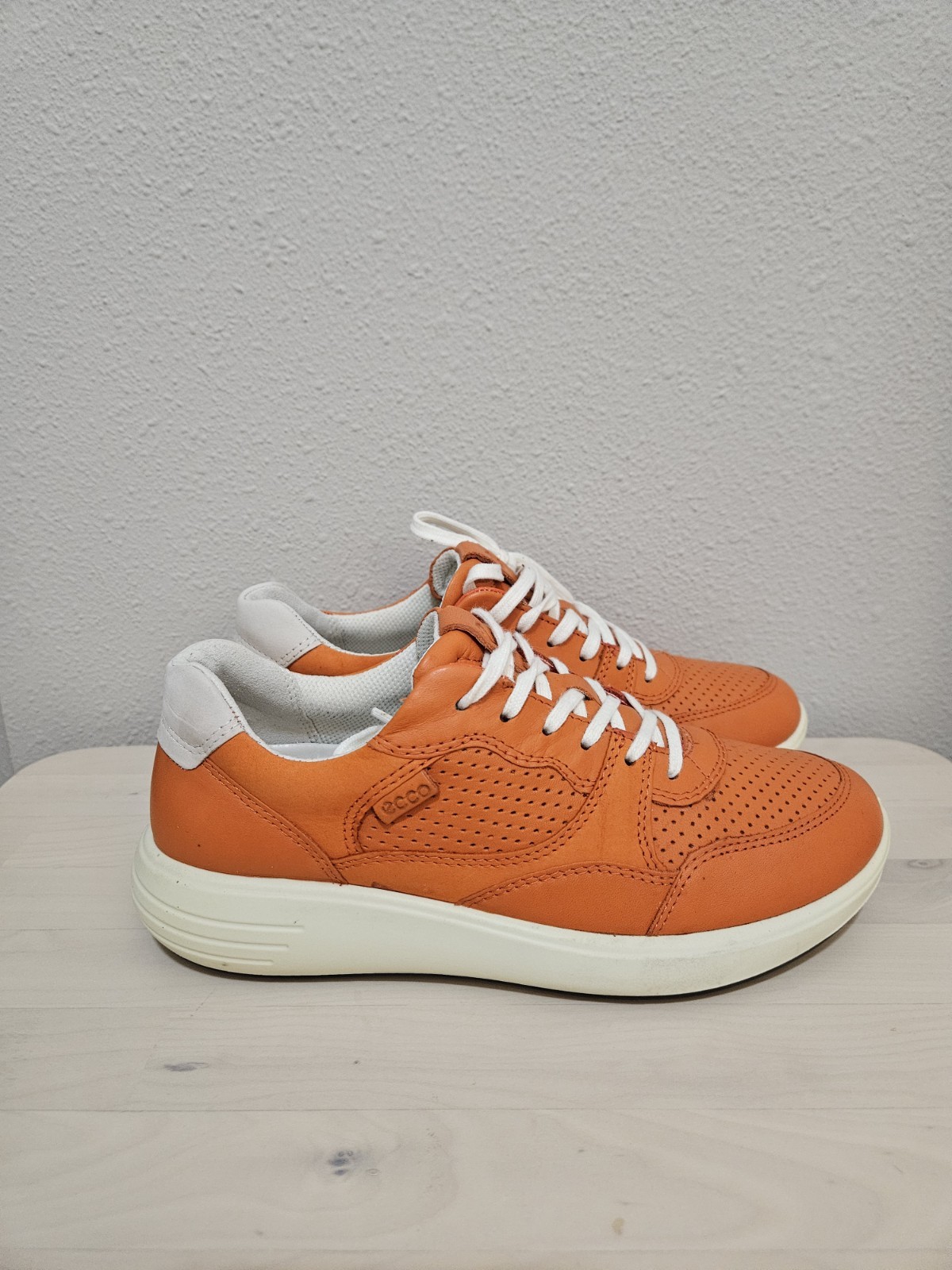 ECCO Women’s Orange/White Leather Lace-Up Sneakers US 6 EU 37 Breathable