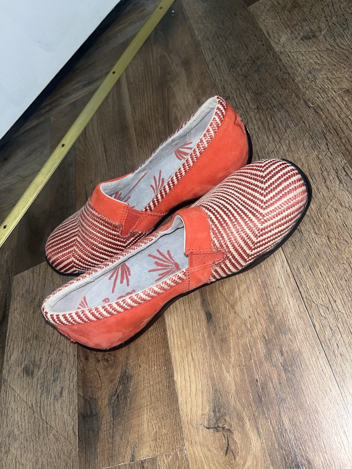 Ahnu Jackie Pro Slip-On Shoes Orange and white striped slip-on loafers Size 7