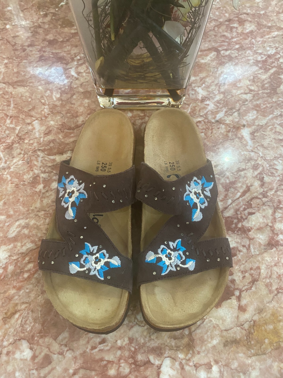 Betula by Birkenstock Zara Brown Embroidered Floral Sandals Size 8 EUC!