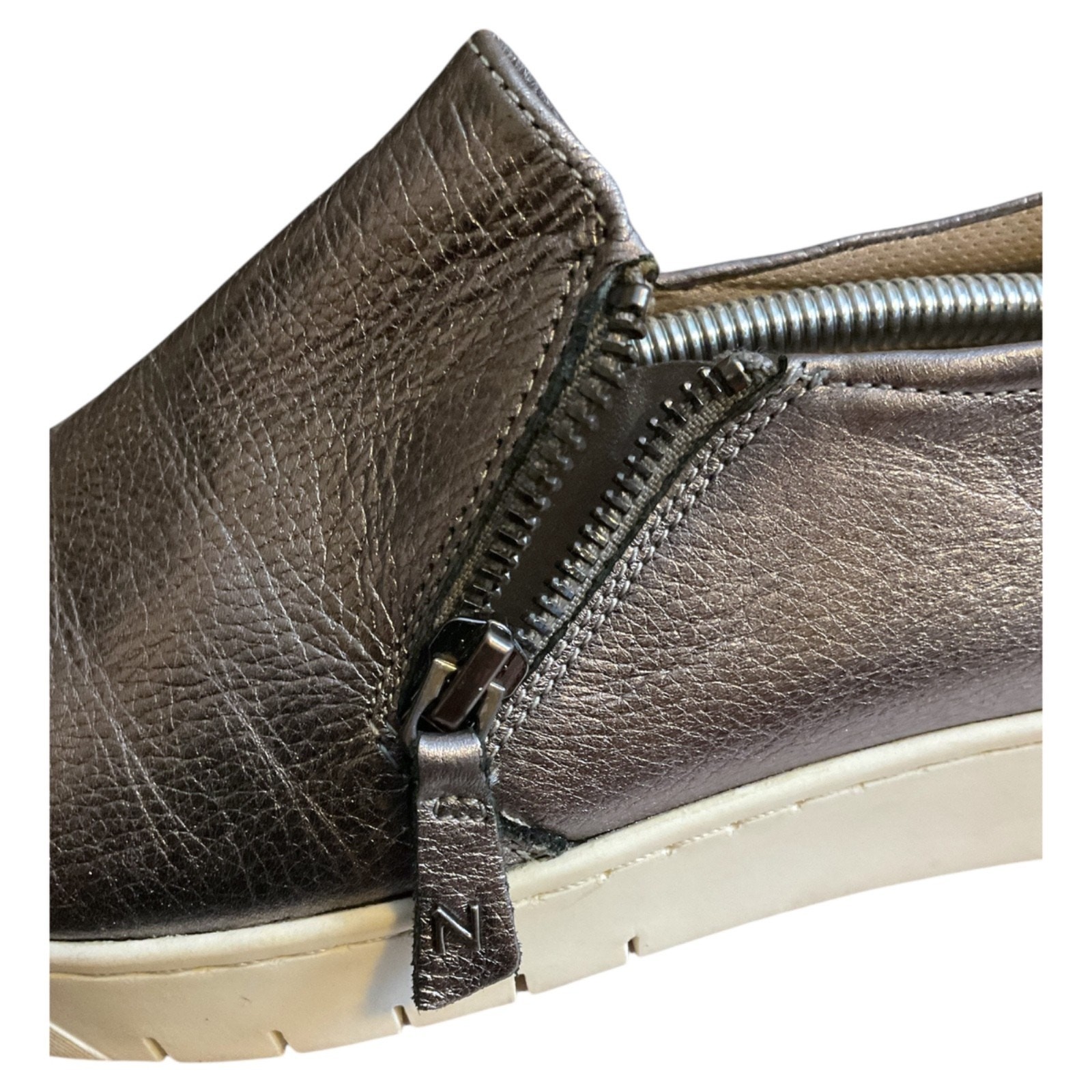 Naturalizer Hawthorn Leather 9.5 M Comfort Shoes Women’s Pewter Side Zip