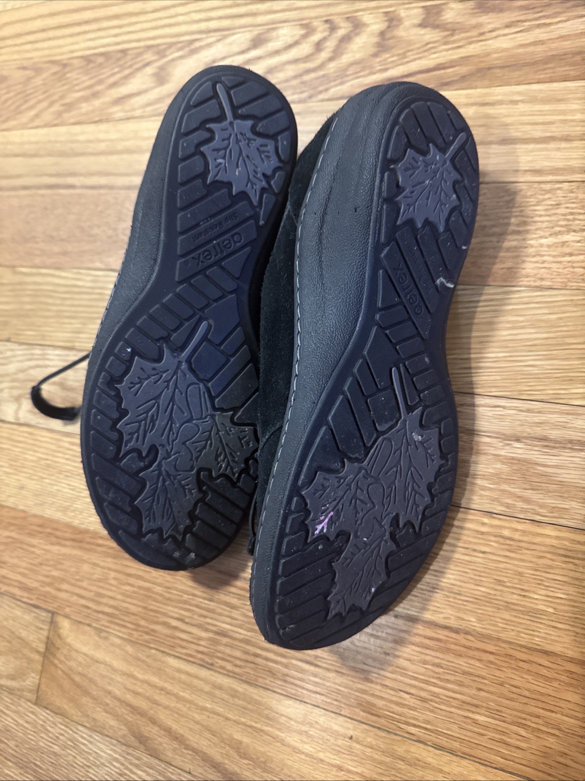 AETREX Gray Leather Cloth Bungie Lace Sneakers Comfort Orthotic Women’s size 8.5