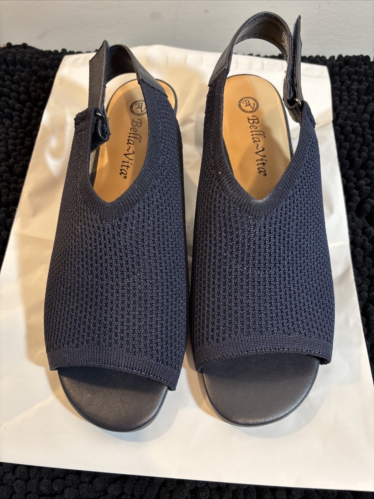 Shoes Bella Vita Open Toe Size 8 WW Women’s Navy Blue