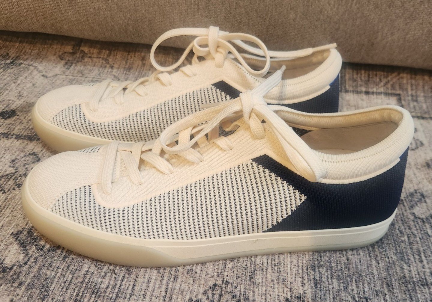 Rothy’s Women’s Sz. 10 Lace Up Washable Sneakers In Navy & White