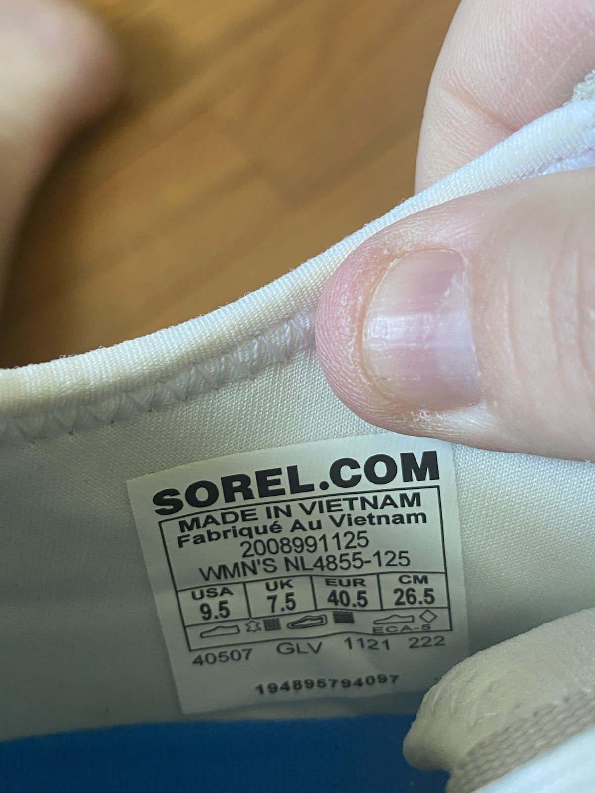 Women’s Sorel Ona White Beige Chunky Sneakers Size 9.5 NL4855-125