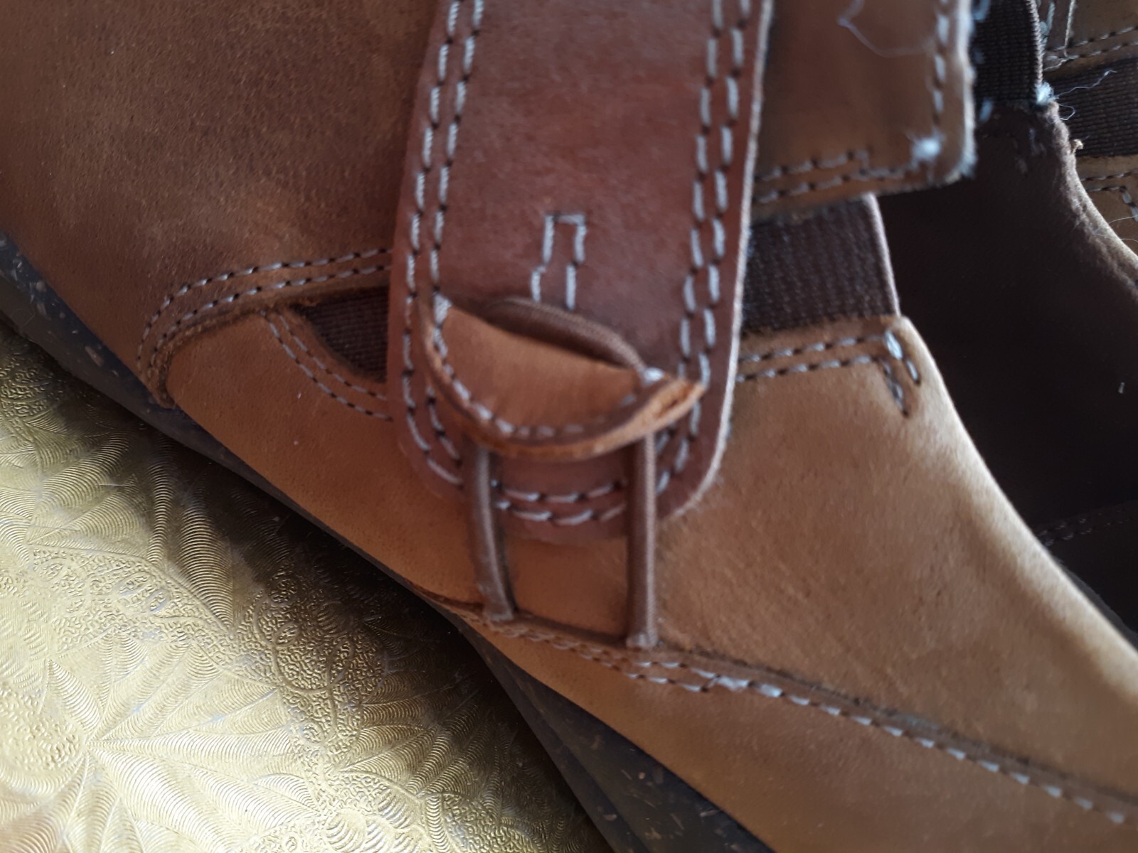 Comfort CLARKS Dark Tan LEATHER Women Size 8.5 M Round Toe Shoes MEXICO